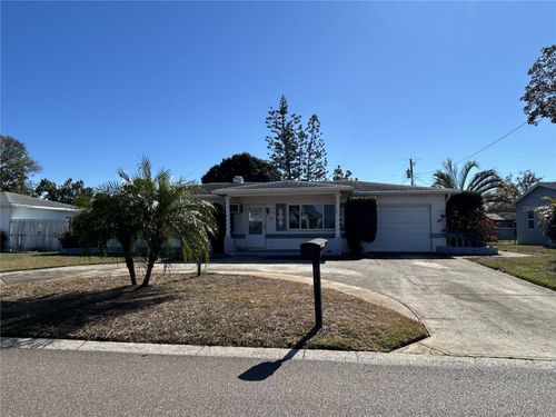 6116 52nd Ave N, Kenneth City, FL, 33709-3344 | Card Image