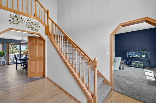 1461 Darcy Dr, Oregon, WI, 53575-1750 | Card Image