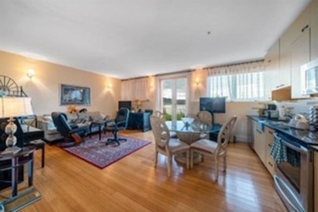 3765 Dollarton Highway, House other with 5 bedrooms, 4 bathrooms and 4 parking in North Vancouver BC | Image 14