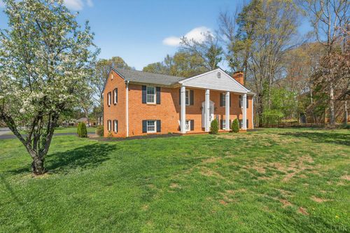 112 Hickory Way, Madison Heights, VA, 24572-5968 | Card Image