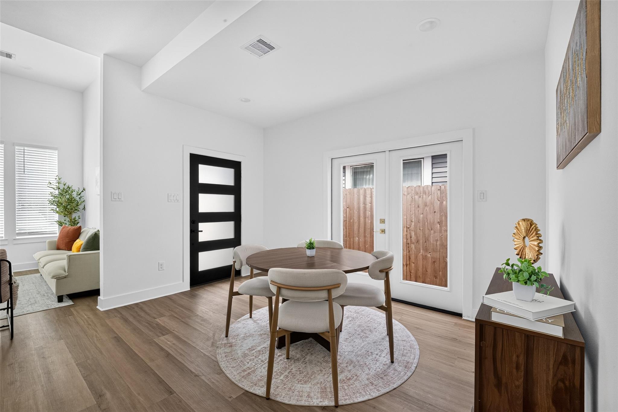 Residential Income in Houston 5