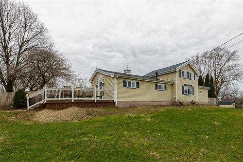 697 N Greece Rd, Greece, NY, 14626-4750 | Card Image