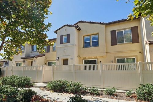 44118 Calle Luz, Temecula, CA, 92592-3991 | Card Image
