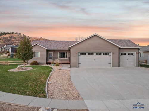 1722 Iron Horse Loop, Spearfish, SD, 57783-9810 | Card Image