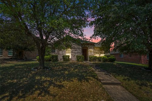 1333 Illinois Ave, Lancaster, TX, 75134-1691 | Card Image