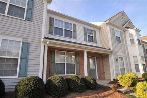 5132 Twelvepole Dr, Raleigh, NC, 27616-5876 | Card Image