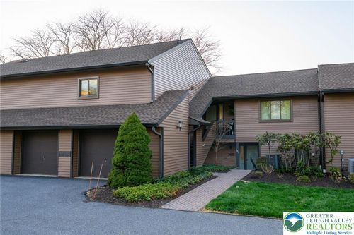 104 Brynwood Dr, EASTON, PA, 18045-2205 | Card Image