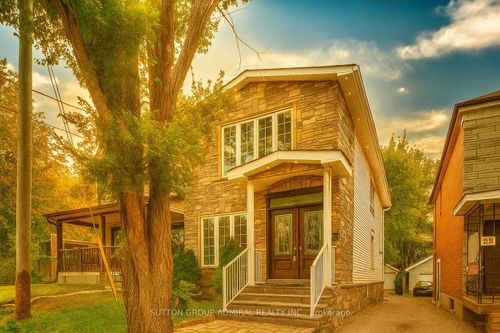 23 Mccormack St, Toronto, ON, M6N1X5 | Card Image