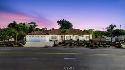 18572 Fairhaven Ave, North Tustin, CA, 92705-1255 | Card Image