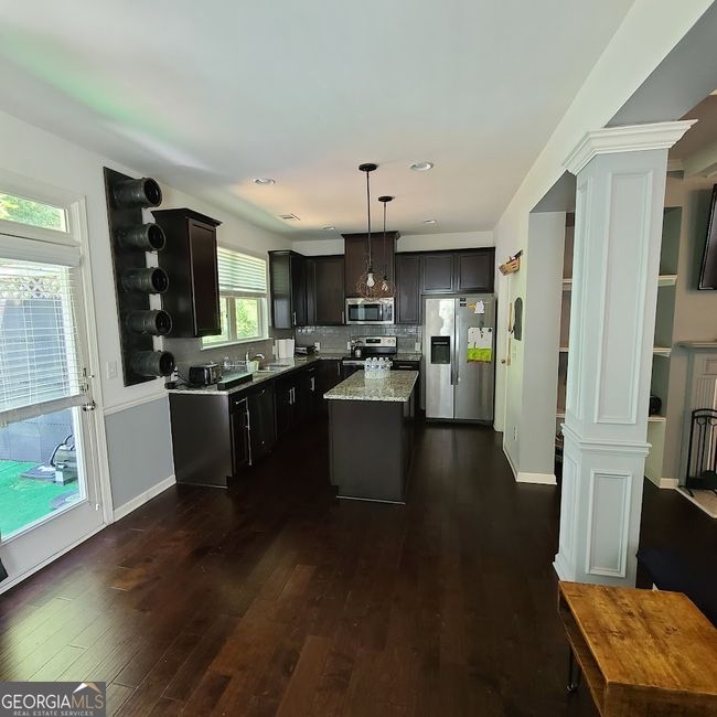 3168 Spicy Cedar Ln, Townhouse with 3 bedrooms, 3 bathrooms and 2 parking in Lithonia GA | Image 6