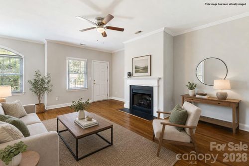 4670 Dabney Vigor Dr, Charlotte, NC, 28209-2838 | Card Image