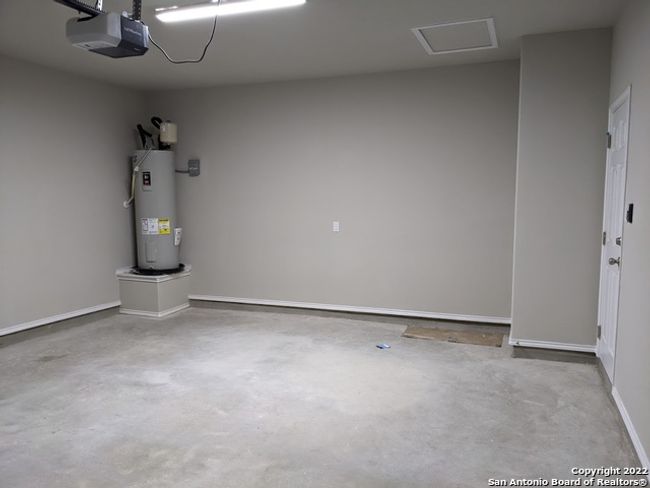 624 Heathers Way, Home with 3 bedrooms, 2 bathrooms and null parking in Seguin TX | Image 10