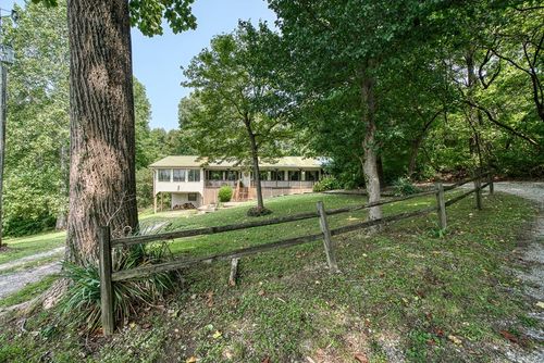 227 Bruce Ln, Rickman, TN, 38580-1808 | Card Image