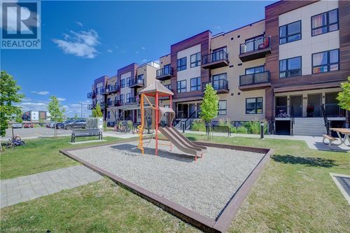 f1-20 Palace St, Kitchener, ON, N2E0J3 | Card Image