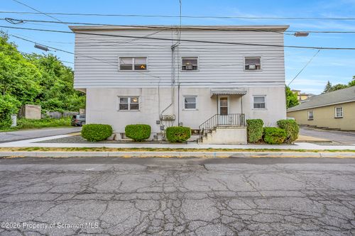 535 Chestnut St, Dunmore, PA, 18512-3043 | Card Image