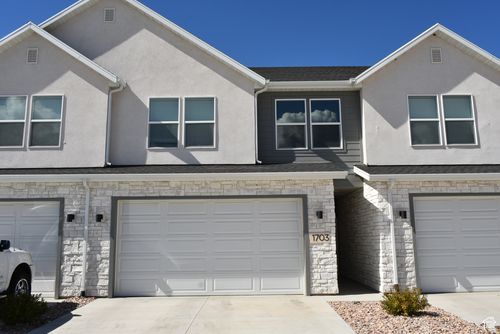 1703 N 840 W, Salem, UT, 84653-5828 | Card Image