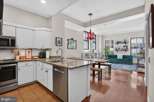 231-631 D St Nw, WASHINGTON, DC, 20004-2919 | Card Image