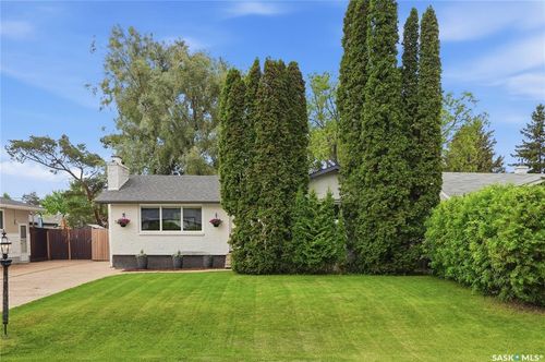 3345 Mountbatten St, Saskatoon, SK, S7M3T8 | Card Image