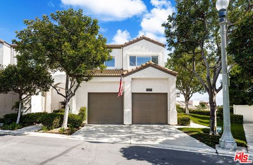 105-2130 Almeria St, Corona, CA, 92879 | Card Image