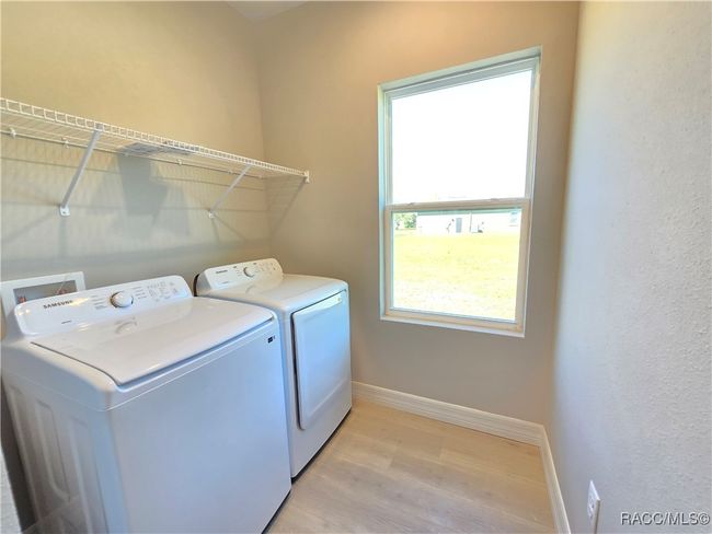 WASHER & DRYER INCLUDED | Image 11