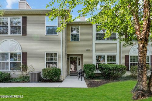 27 Racquet Rd, Wall Township, NJ, 07719-9404 | Card Image