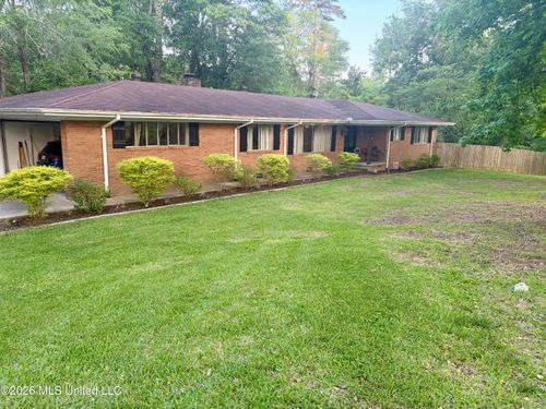 117 Dogwood Dr, Hazlehurst, MS, 39083-2903 | Card Image