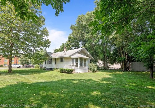 918 Saint Louis St, Ferndale, MI, 48220-2421 | Card Image