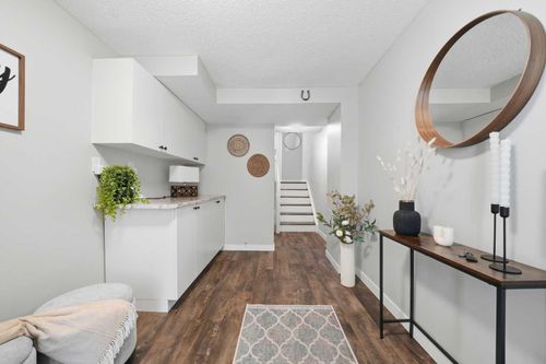 56-5400 Dalhousie Dr Nw, Calgary, AB, T3A2B4 | Card Image