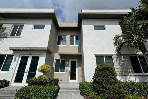 6472 Nw 103rd Pl, Doral, FL, 33178-4030 | Card Image