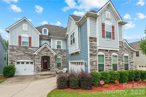 979 Parkland Pl Nw, Concord, NC, 28027-8693 | Card Image