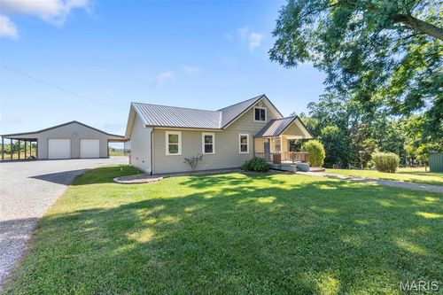 1582 Roth Dr, Scott City, MO, 63780-2742 | Card Image