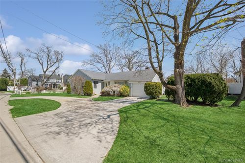 2961 Allon Street, Hempstead, NY, 11572 | Card Image