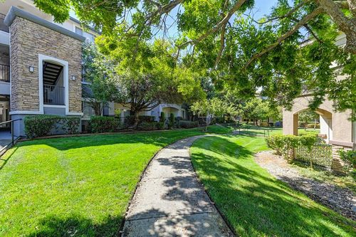 apt-534-701 Gibson Dr, Roseville, CA, 95678-5741 | Card Image