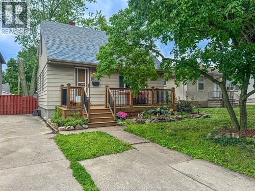 1008 Askin Ave, Windsor, ON, N9B2X7 | Card Image