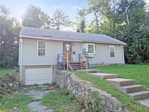 3910 Quincy Ave, Kansas City, MO, 64130-1750 | Card Image