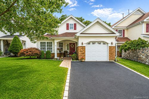 63 Madison Cir, Middle Island, NY, 11953-3019 | Card Image