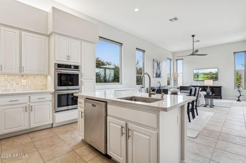 10831 E White Feather Ln, Scottsdale, AZ, 85262-5667 | Card Image