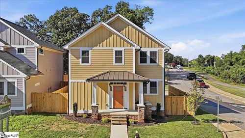 915 Dunbar Street, Greenville, SC, 29601 | Card Image