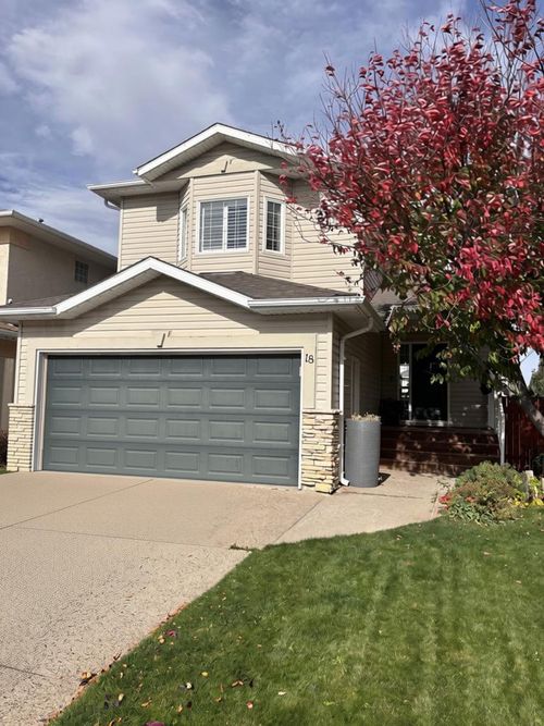 18 Sarcee Pl W, Lethbridge, AB, T1K7J6 | Card Image