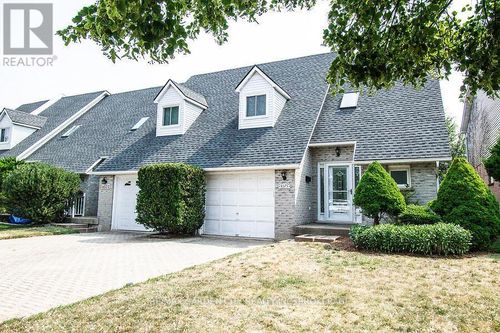 4575 Juniper Crt, Beamsville, ON, L3J0C8 | Card Image
