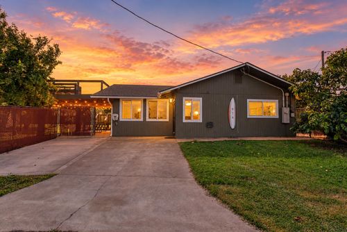 674 Loina Pl, Paia, HI, 96779-9625 | Card Image