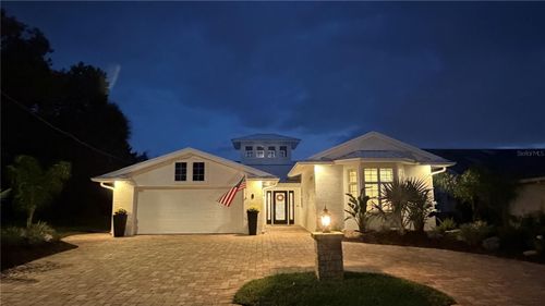 8 Crossgate Ct E, Palm Coast, FL, 32137-8963 | Card Image