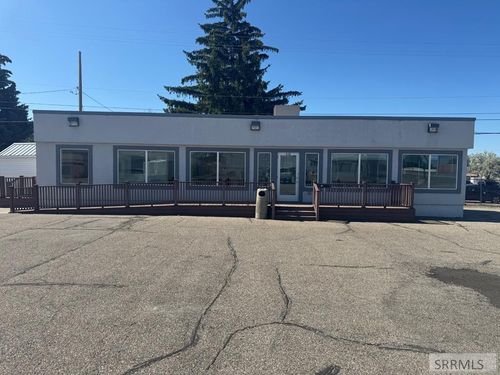 310 Garfield St, Idaho Falls, ID, 83401-2558 | Card Image