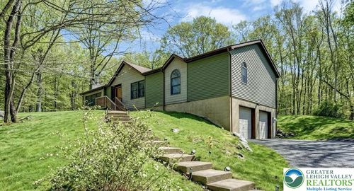 1241 Bear Dr, Bushkill, PA, 18324-8791 | Card Image