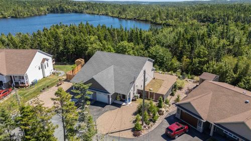 11 Peaceful Pl, Porters Lake, NS, B3E0E6 | Card Image