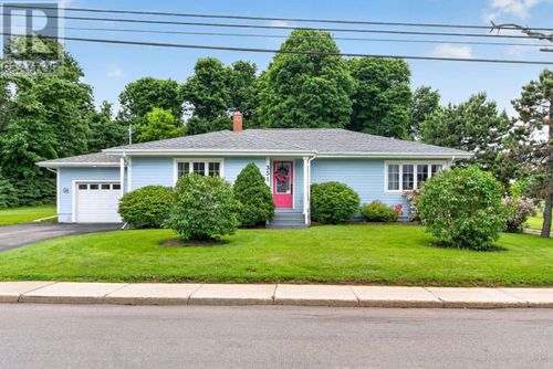351 Maple Ave, Summerside, PE, C1N2H5 | Card Image