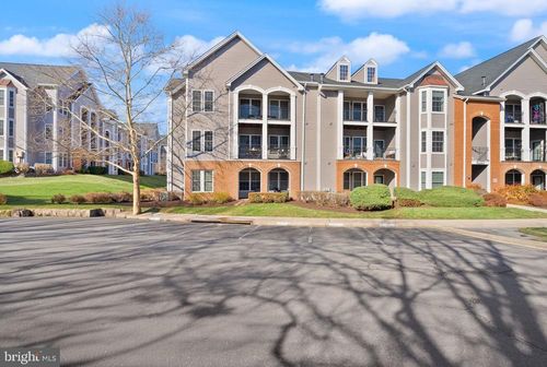 301-46628 Drysdale Ter, STERLING, VA, 20165-4373 | Card Image