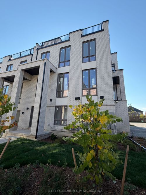 11 Kerns Lane, Richmond Hill, ON, L4E1M1 | Card Image