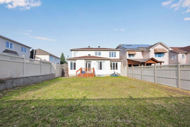 147 Millgreen Cres, House other with 8 bedrooms, 8 bathrooms and 4 parking in Gloucester ON | Image 44