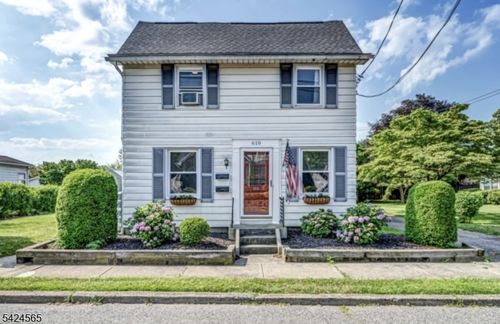 2-610 Corliss Ave, Phillipsburg, NJ, 08865-1506 | Card Image